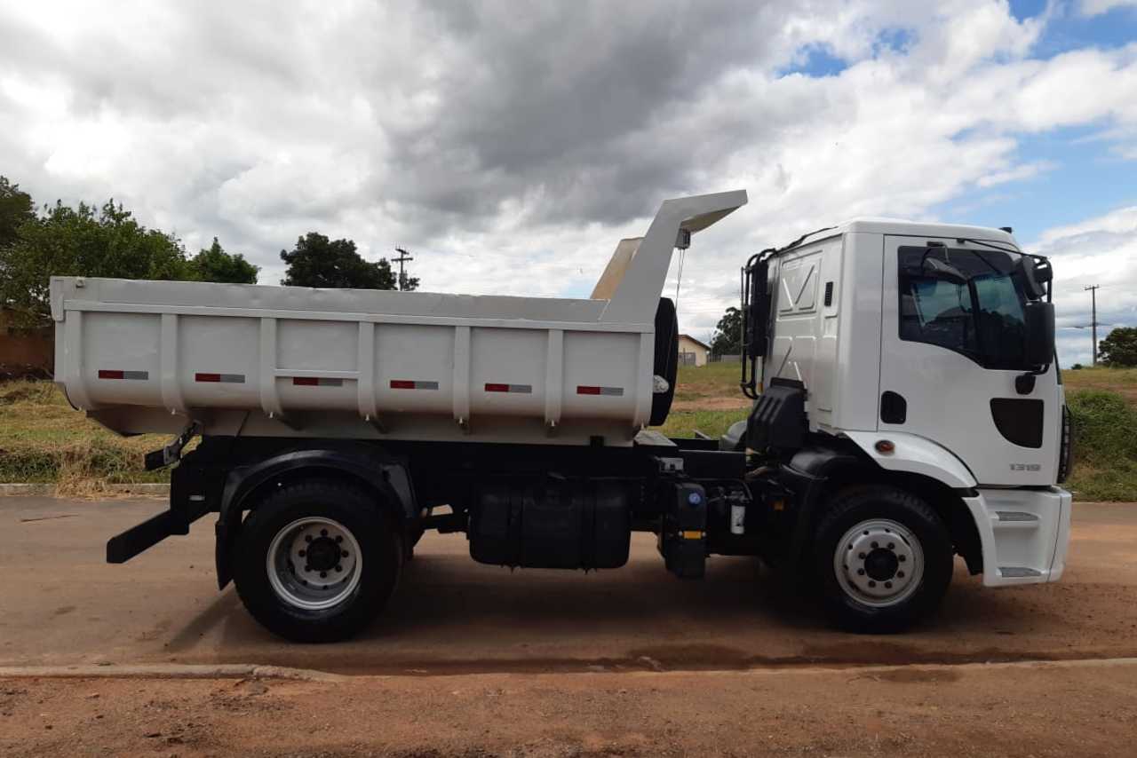 Ford Cargo1319 - 13/13 2