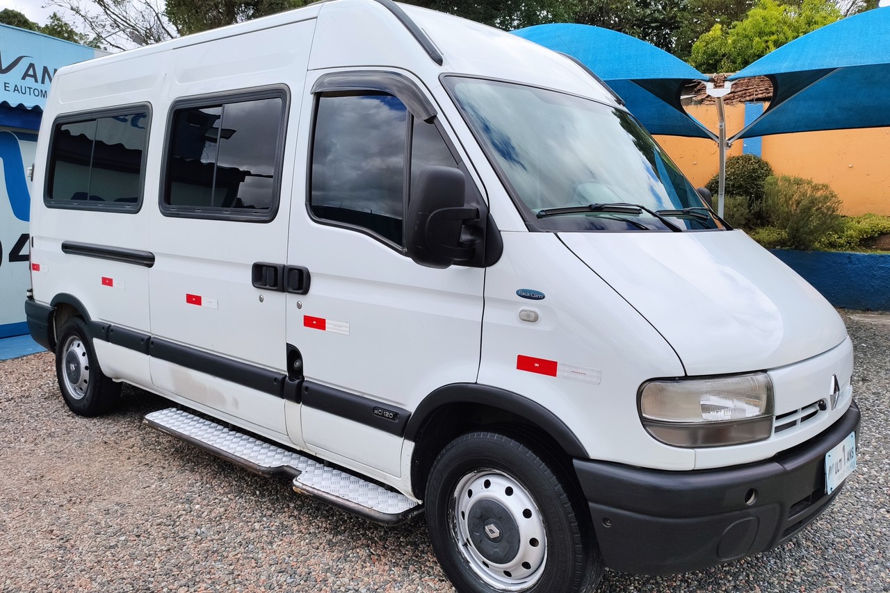 Renault Master Minibus - 08/09 1