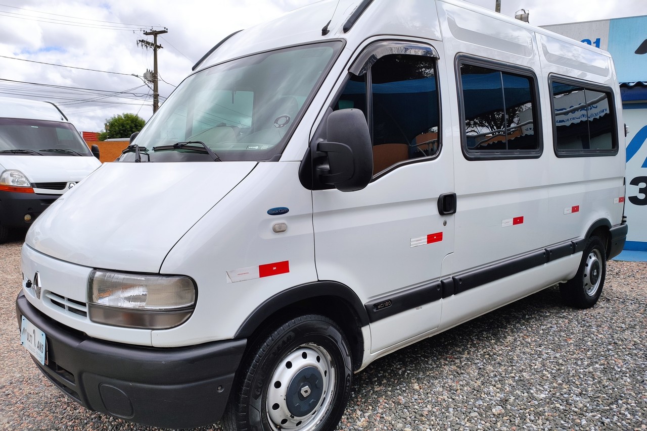 Renault Master Minibus - 08/09 16