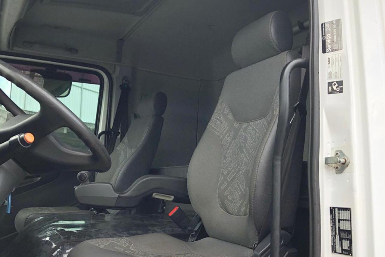 Mercedes Benz Atego 2430 - 15/16 2