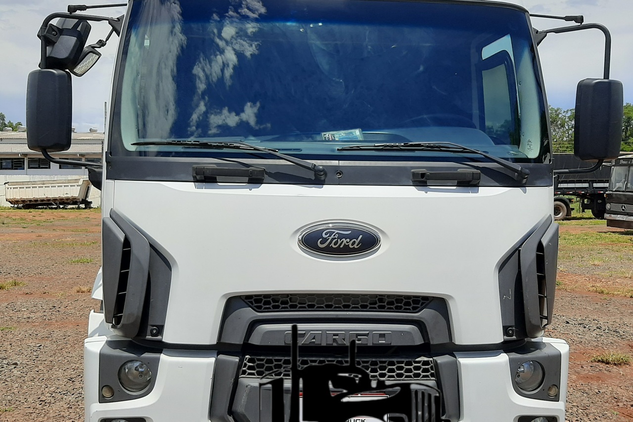 Ford Cargo 1519 - 13/13 20