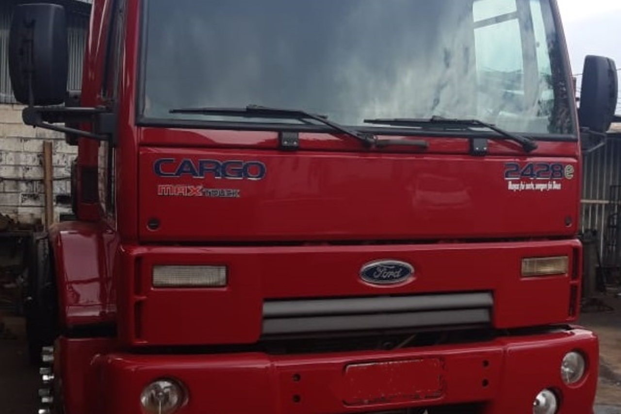 Ford Cargo2428 - 10/11 2