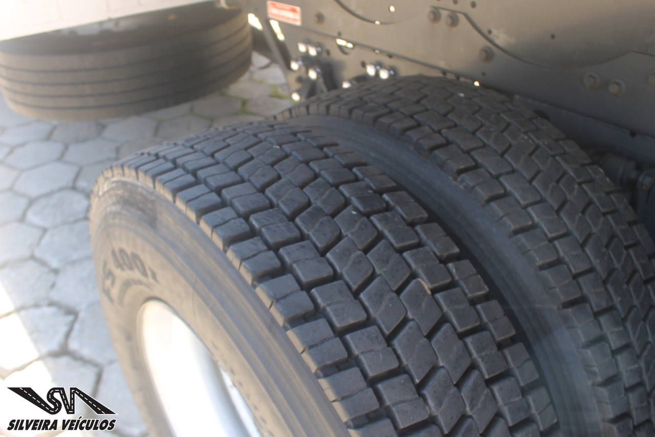 Scania 310 - 13/13 8