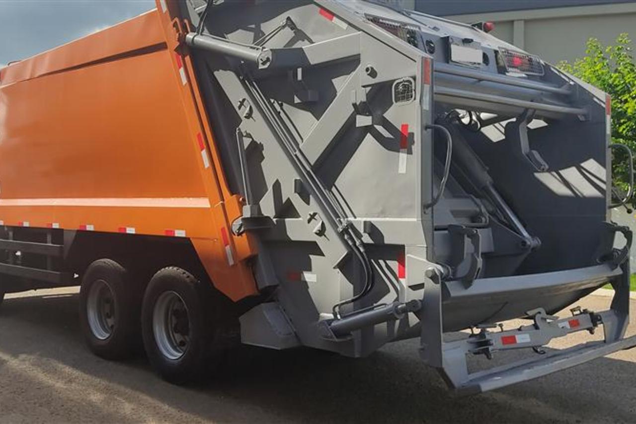 Ford Cargo1723 - 13 5