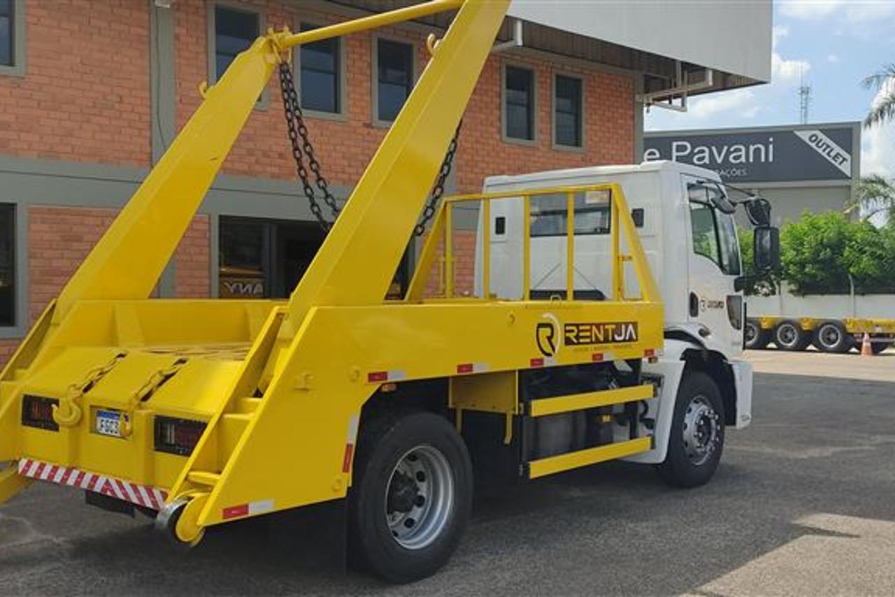 Ford Cargo1723 - 13 2