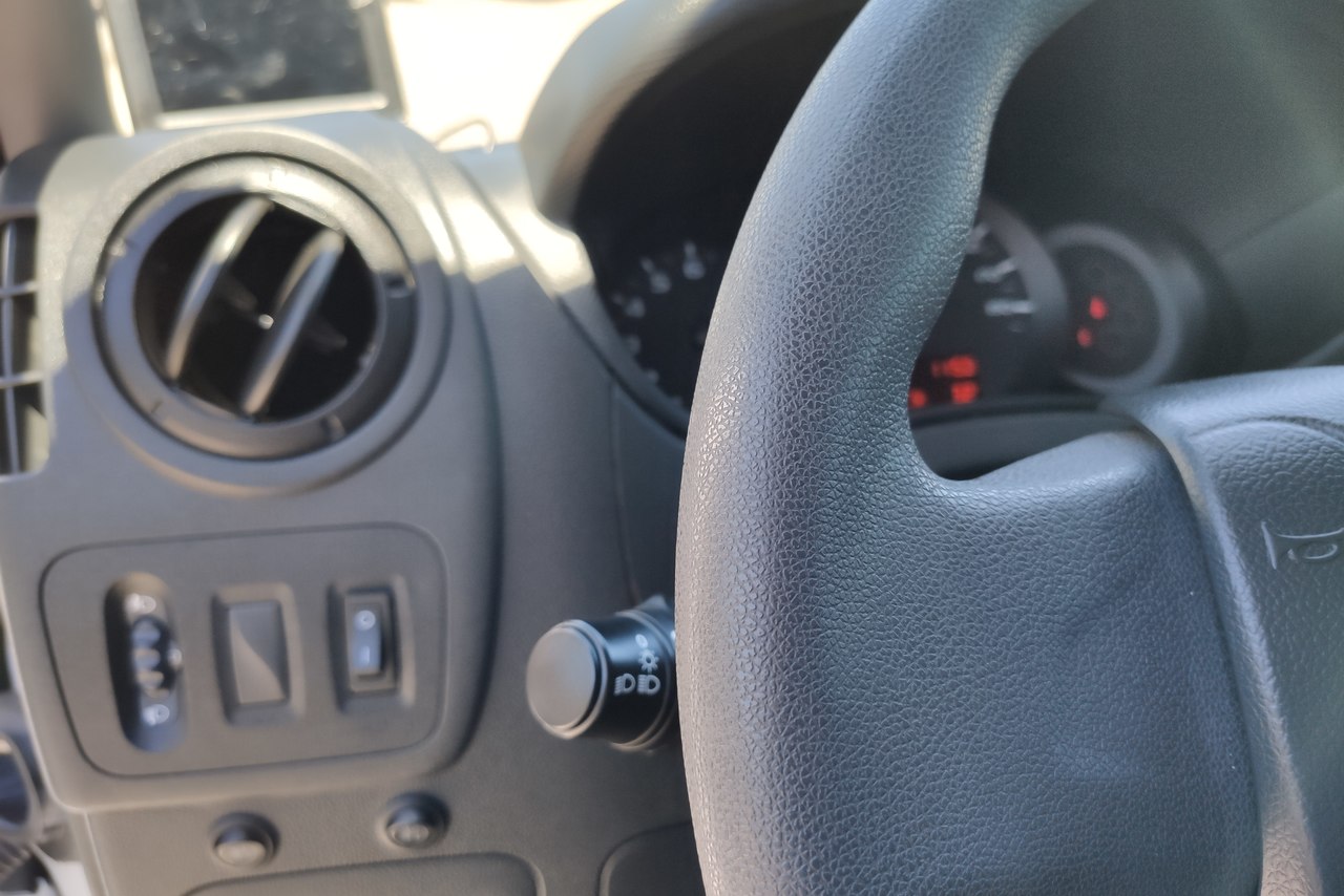 Renault Master Minibus - 19/20 20
