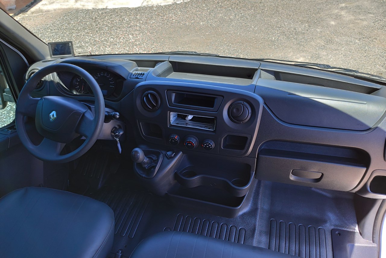 Renault Master Minibus - 19/20 21