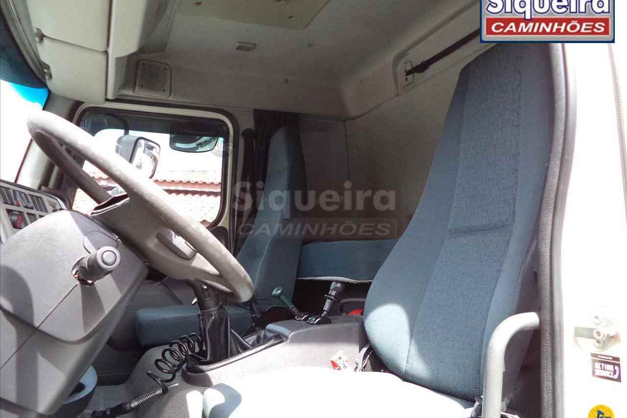Volvo VM 330 - 14/14 11