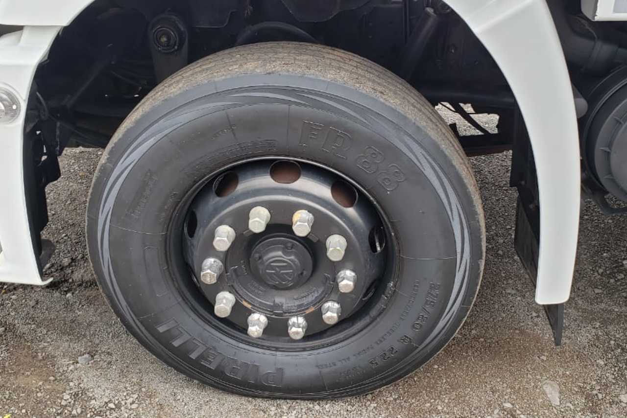 Volkswagen 24-250 E Constellation 3-Eixos - 11/12 10