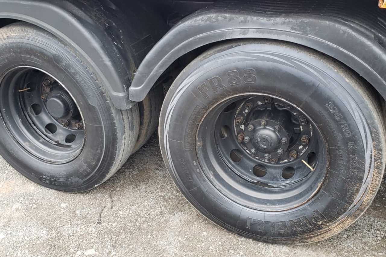 Volkswagen 24-250 E Constellation 3-Eixos - 11/12 15