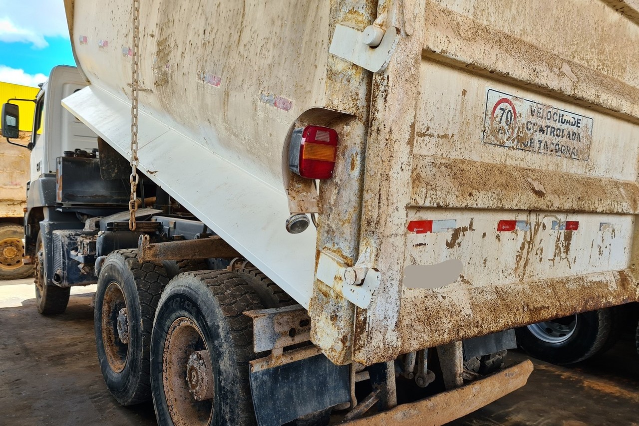 Mercedes Benz Axor 4140 - 08/08 3