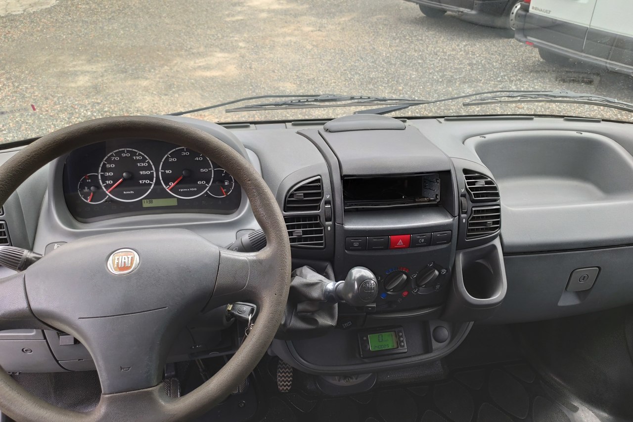 Fiat Ducato Passageiro - 10/11 4