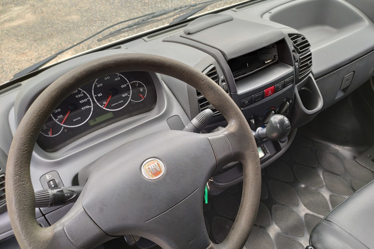 Fiat Ducato Passageiro - 10/11 18