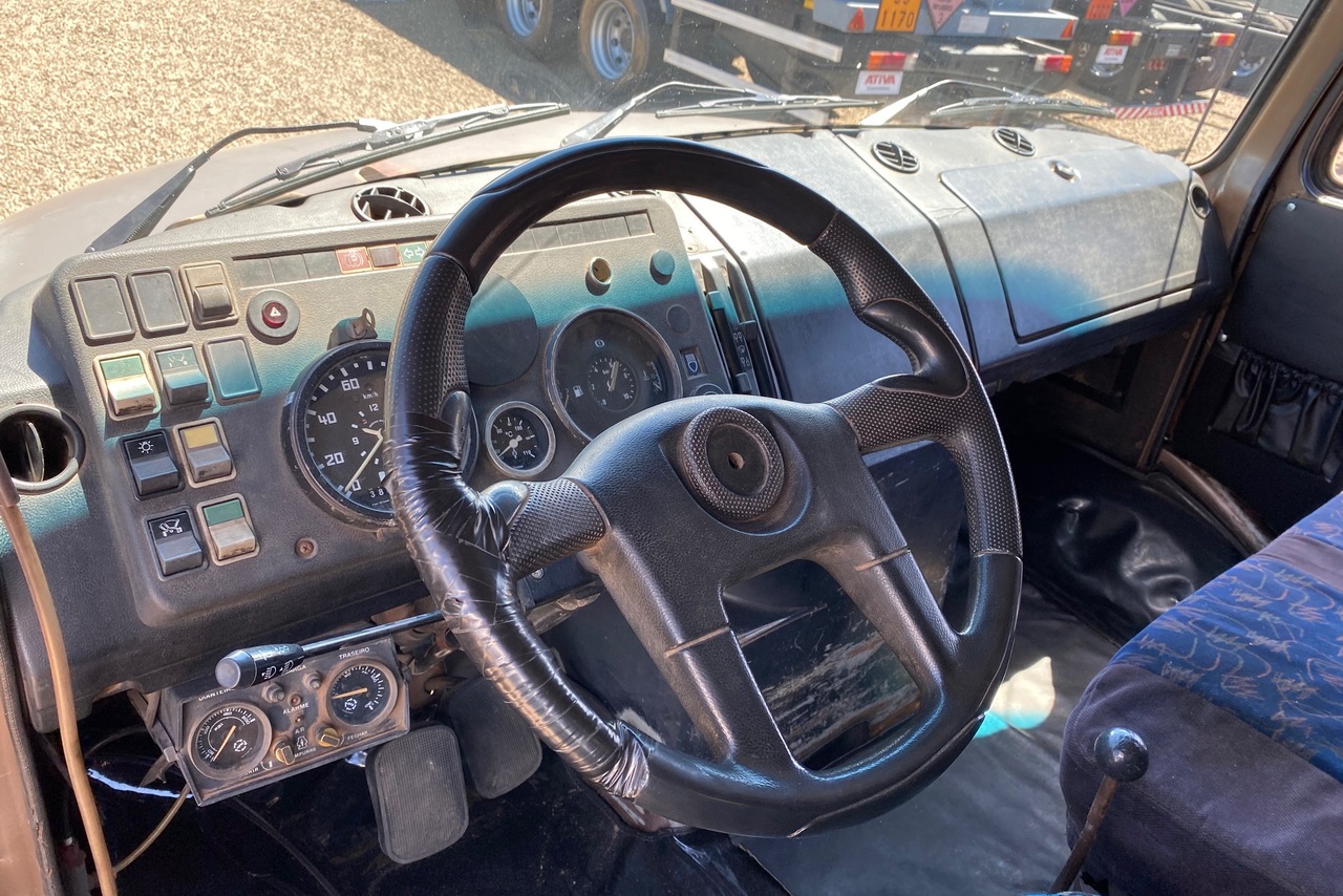 Mercedes Benz MB 1317 - 86/86 7