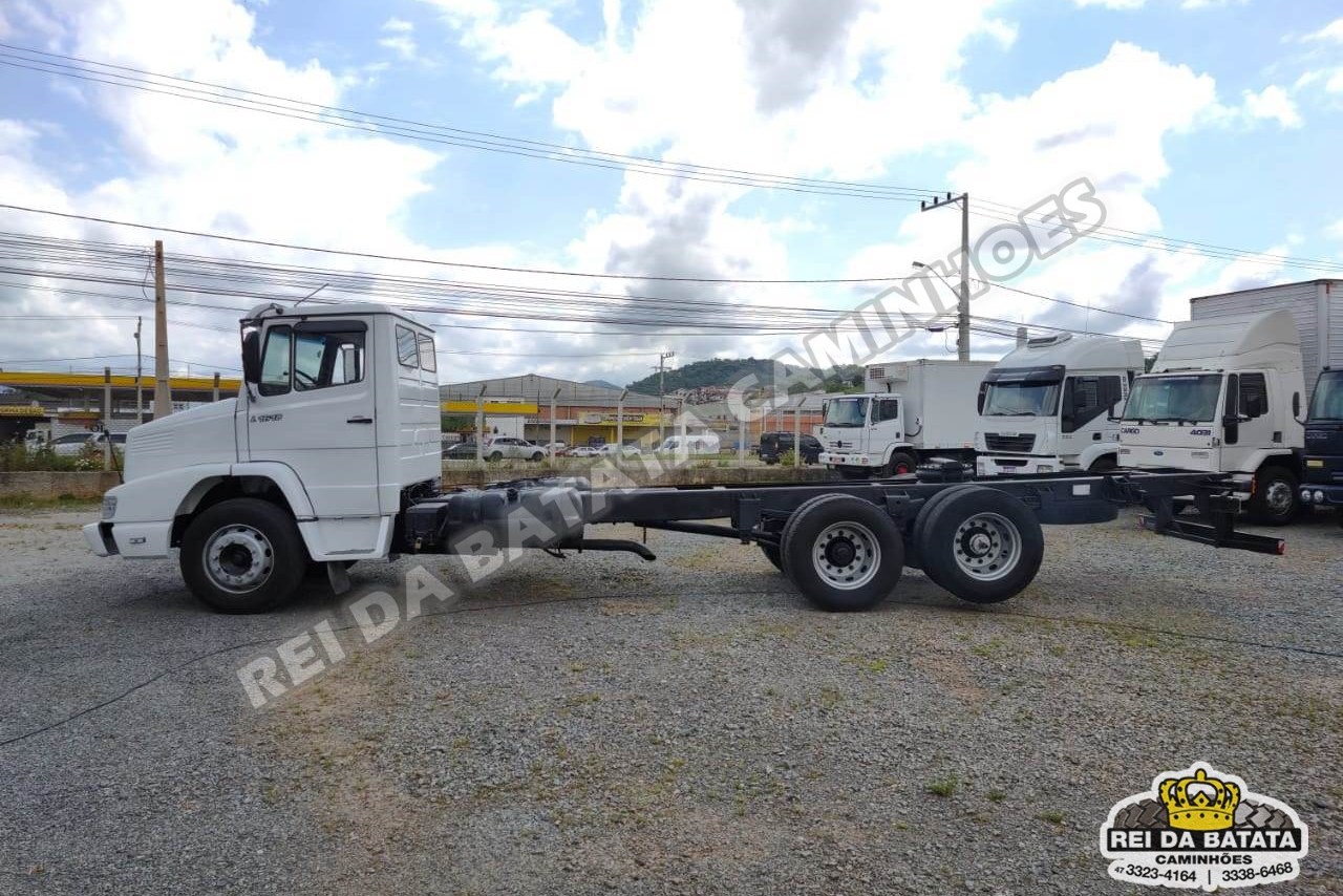 Mercedes Benz MB 1618 - 94/94 19