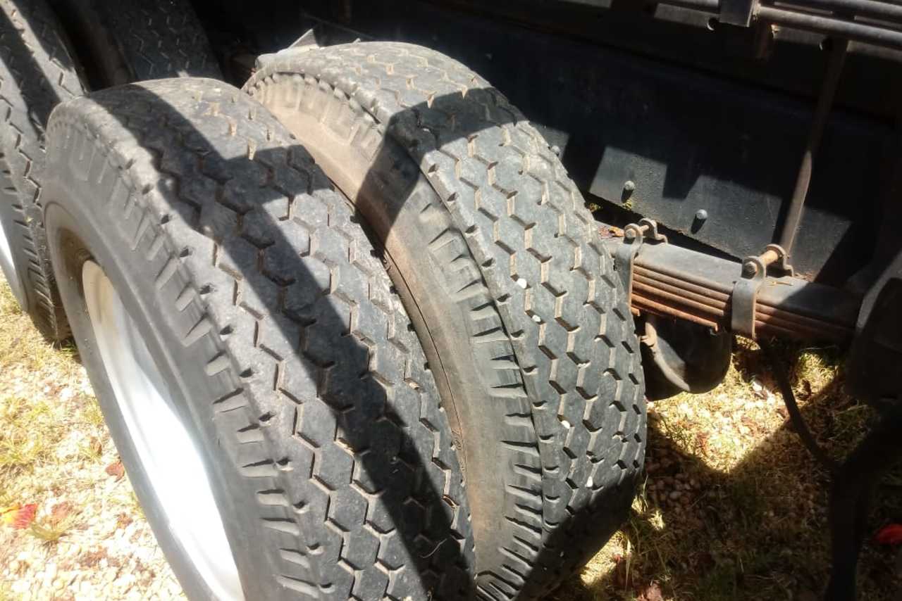 Ford Cargo1317 - 86/86 4