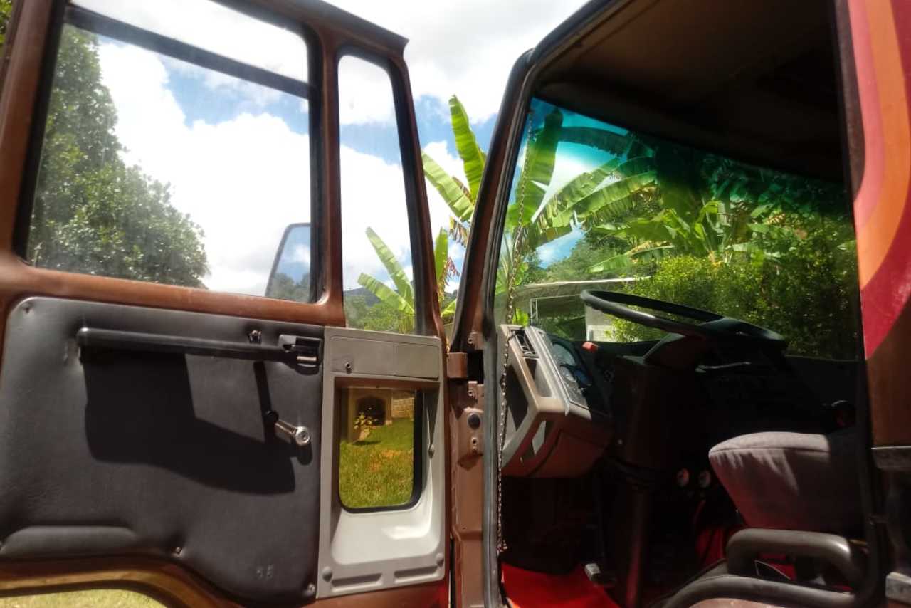 Ford Cargo1317 - 86/86 12