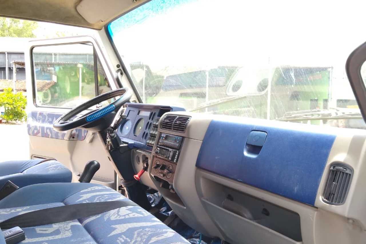 Volkswagen 8 150 - 02 3