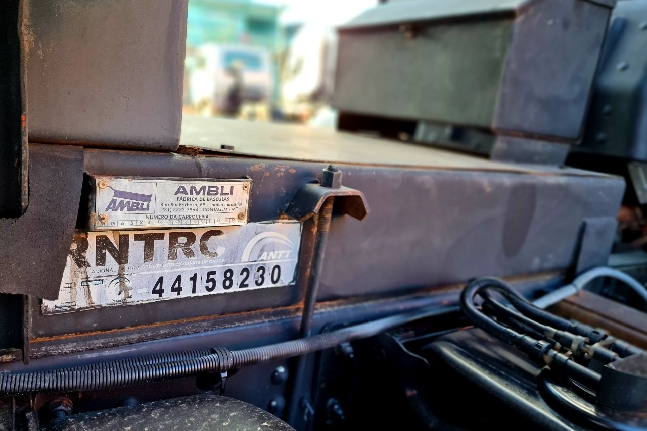 Ford Cargo1319 - 13/13 6