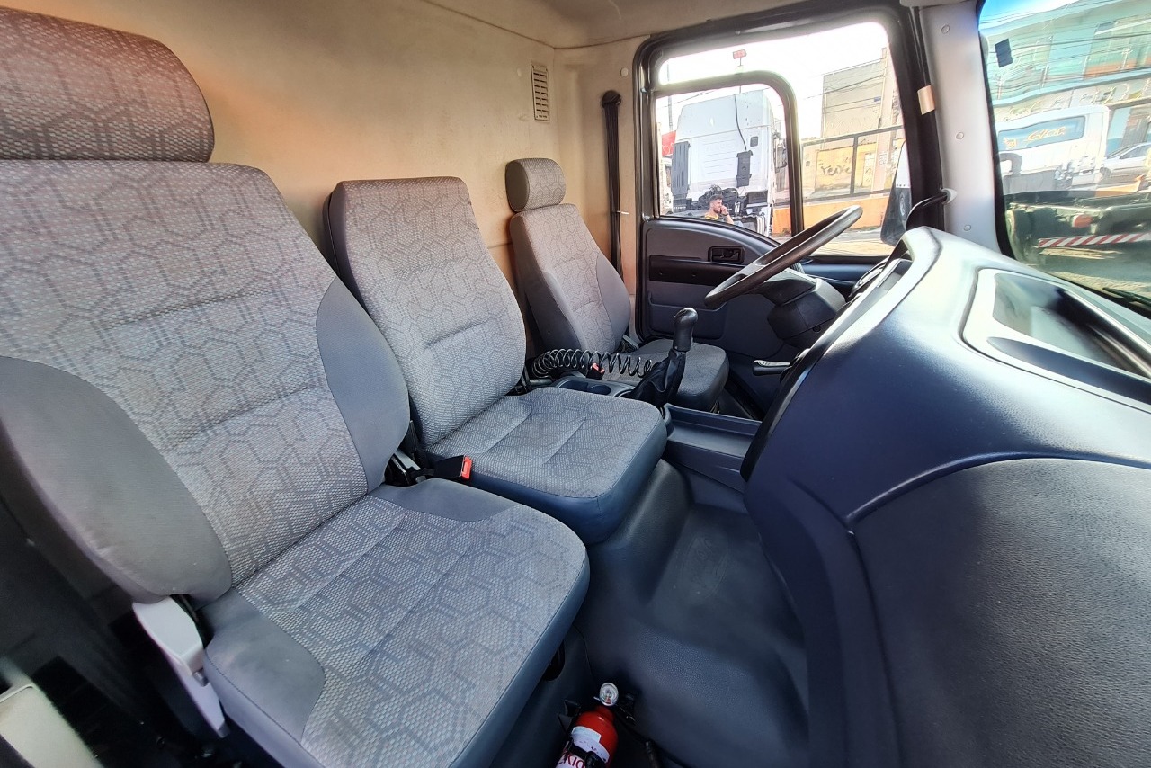 Ford Cargo1319 - 13/13 15