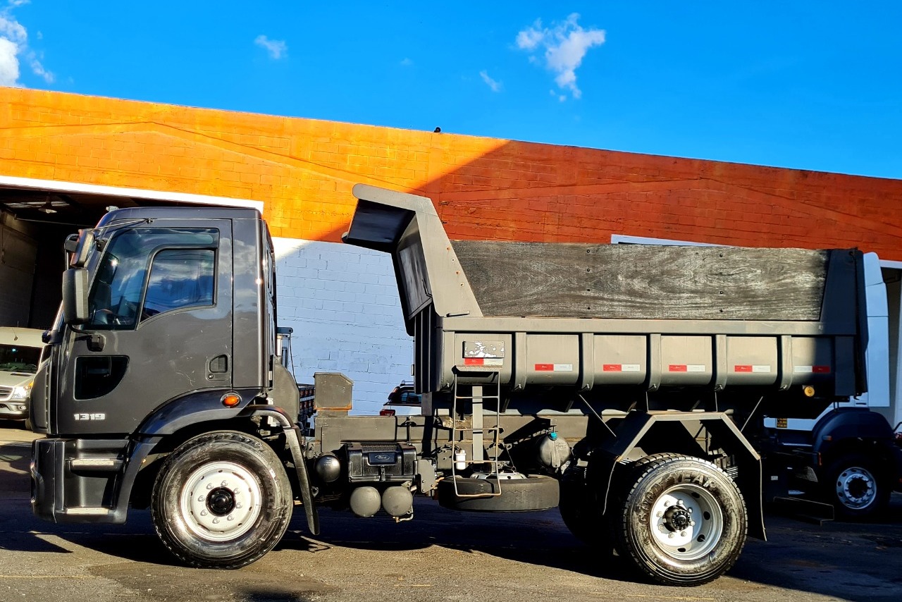 Ford Cargo1319 - 13/13 18