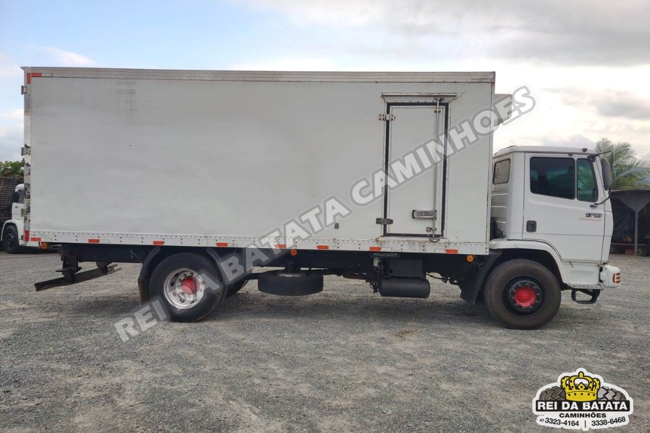 Mercedes Benz MB 1718 - 10/10 6