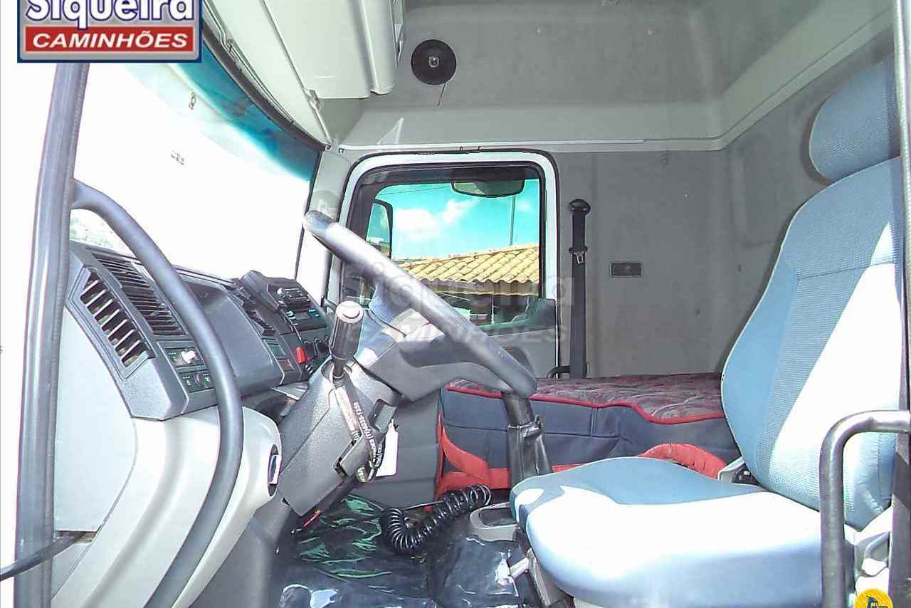Volkswagen 24-250 E Constellation 3-Eixos - 10/10 10
