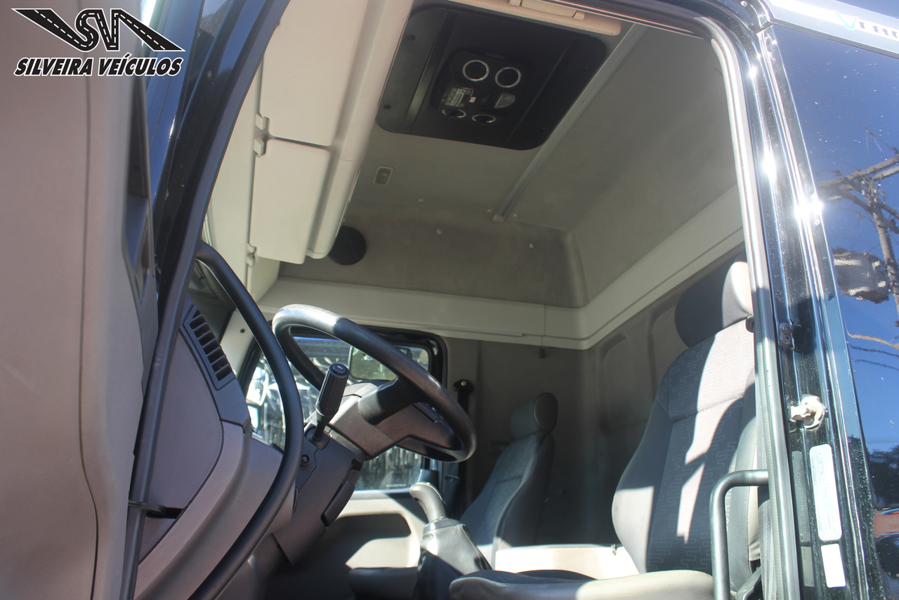 Volkswagen 25 390 - 14/14 10