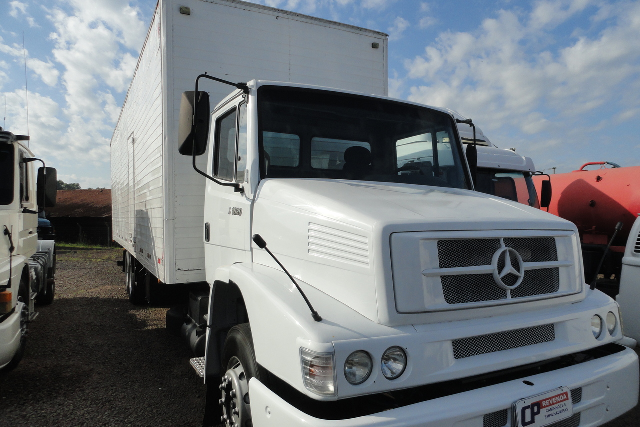 Mercedes Benz MB 1620 - 09/09 2