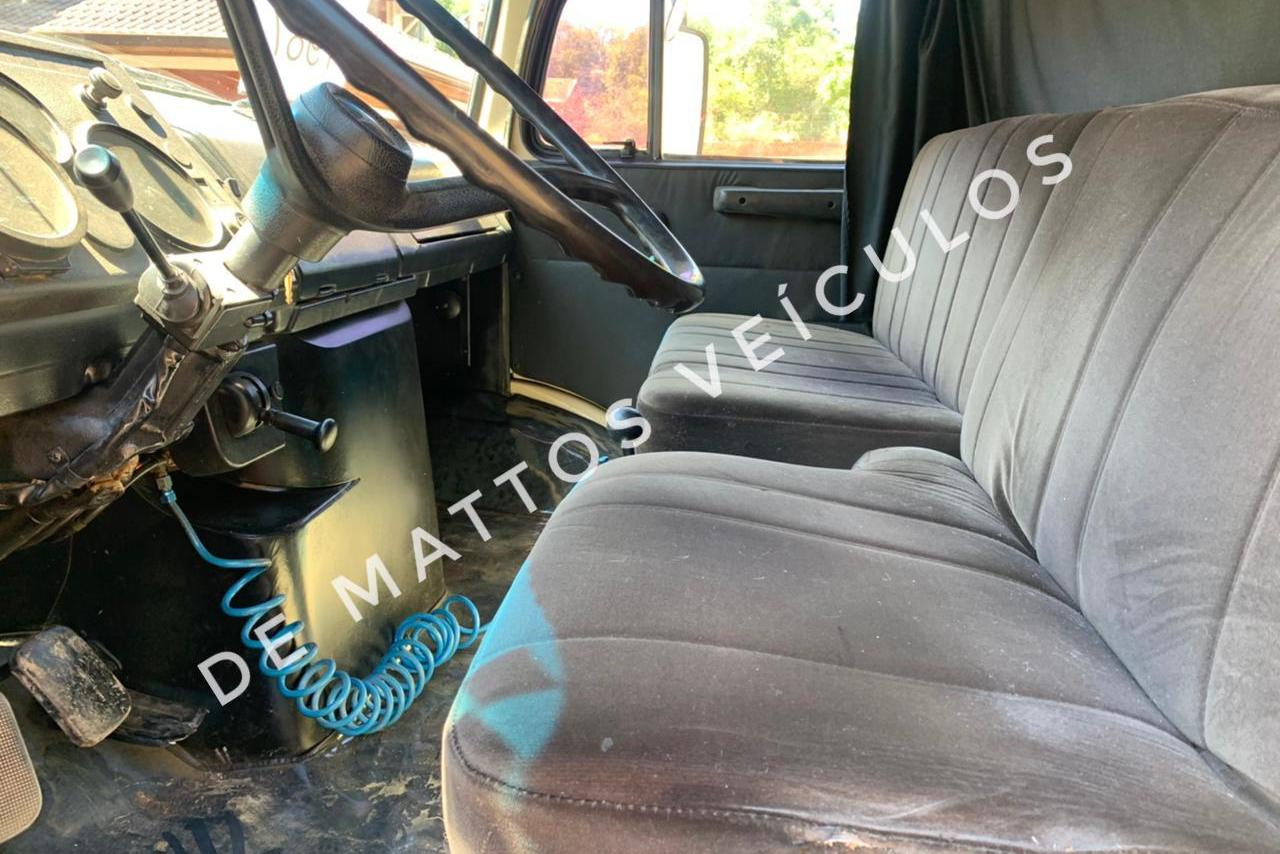 Mercedes Benz MB 1518 - 87/87 8