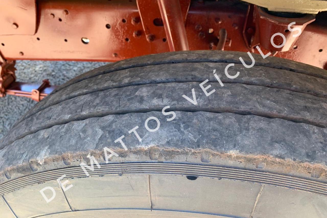 Mercedes Benz MB 1518 - 87/87 14