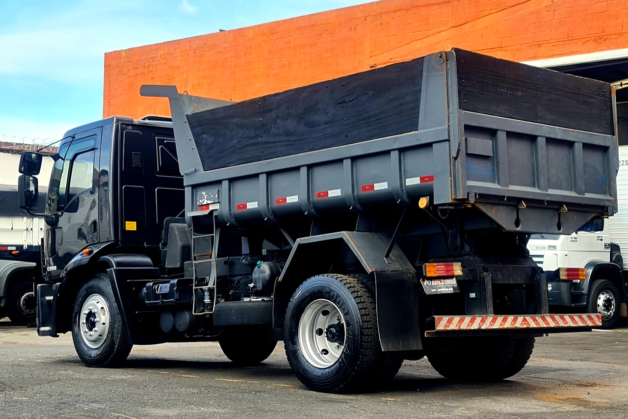 Ford Cargo1319 - 13/13 38
