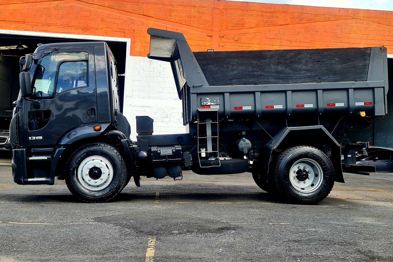 Ford Cargo1319 - 13/13 41