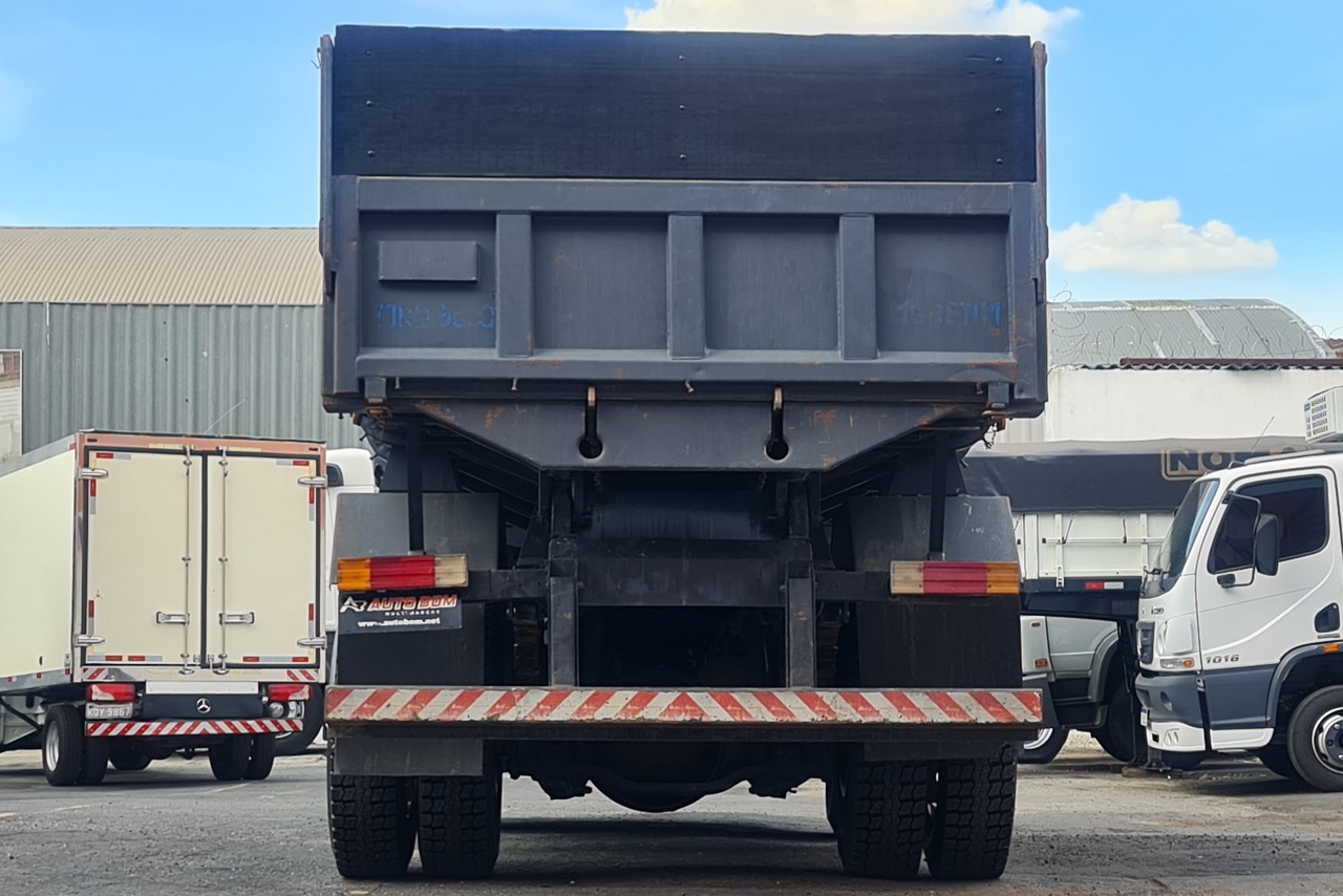 Ford Cargo1319 - 13/13 44