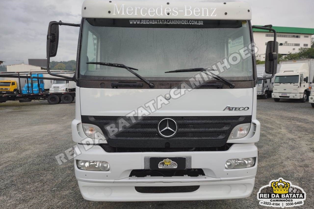 Mercedes Benz Atego 2425 - 09/09 4