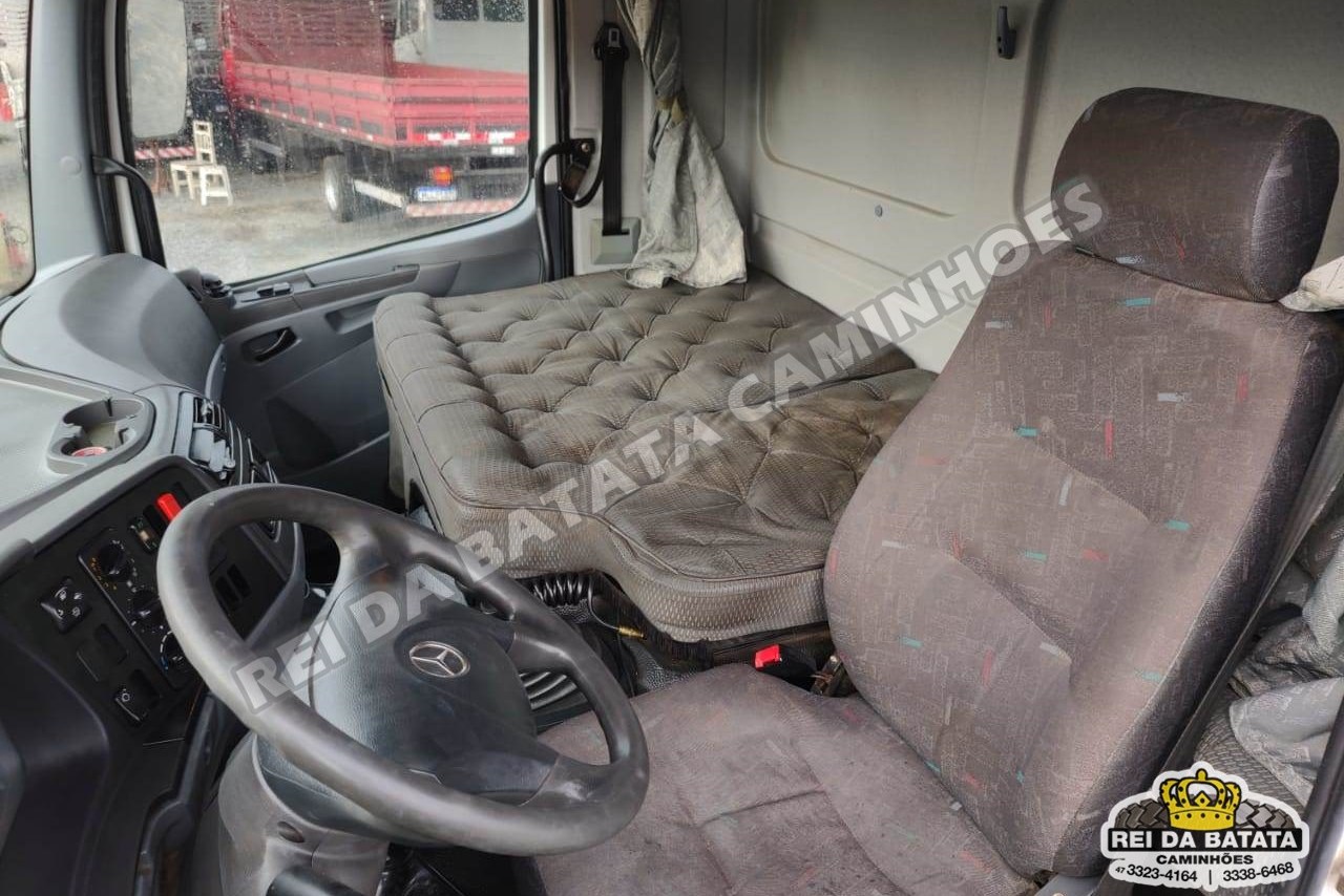 Mercedes Benz Atego 2425 - 09/09 10