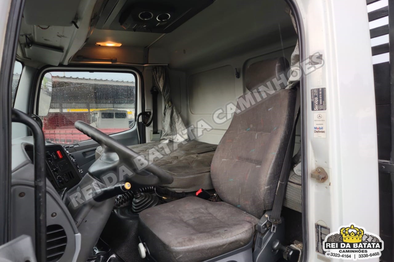 Mercedes Benz Atego 2425 - 09/09 11