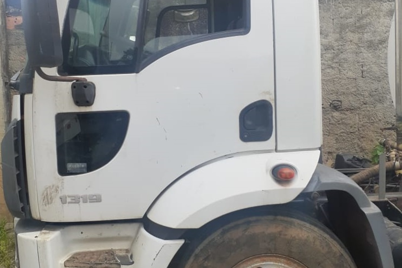 Ford Cargo1319 - 12/13 8