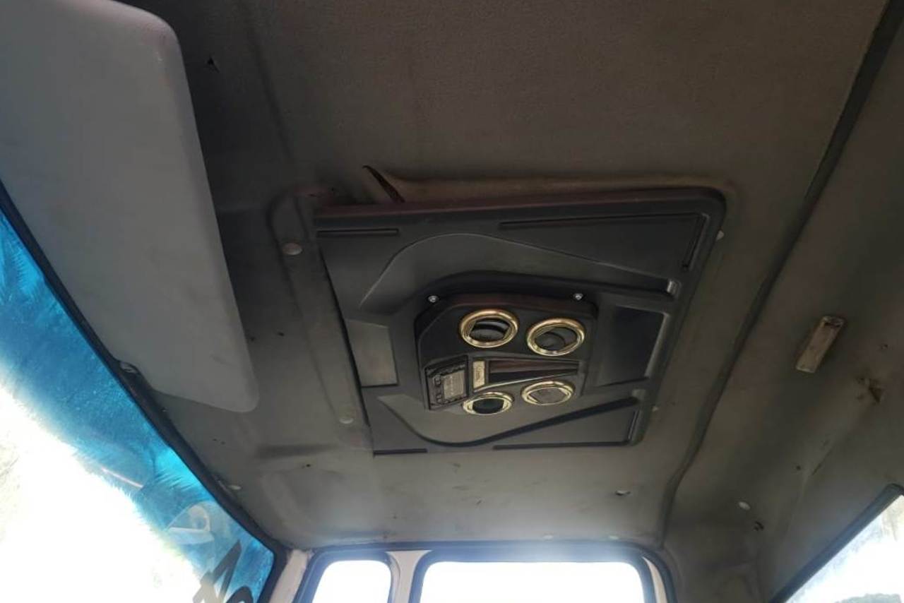 Ford Cargo1317 - 04/04 13
