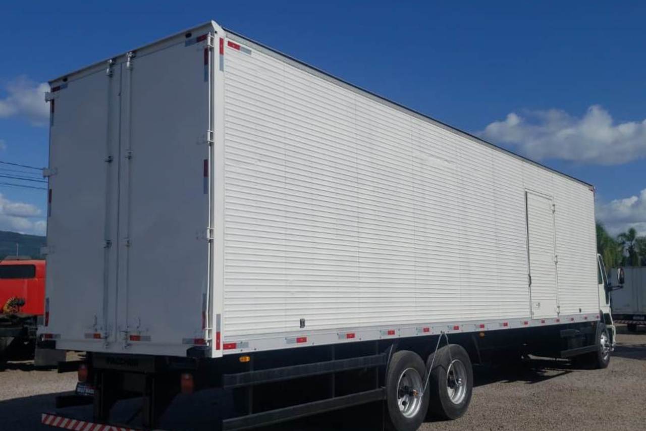 Ford Cargo1317 - 04/04 17
