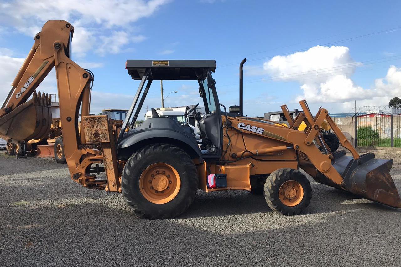 Case 580M - 11/11 5