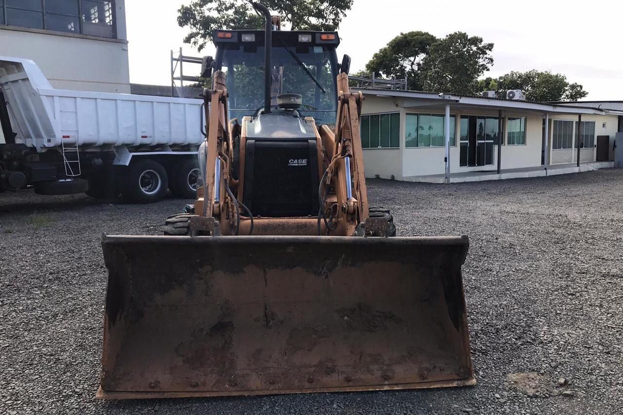 Case 580M - 11/11 7
