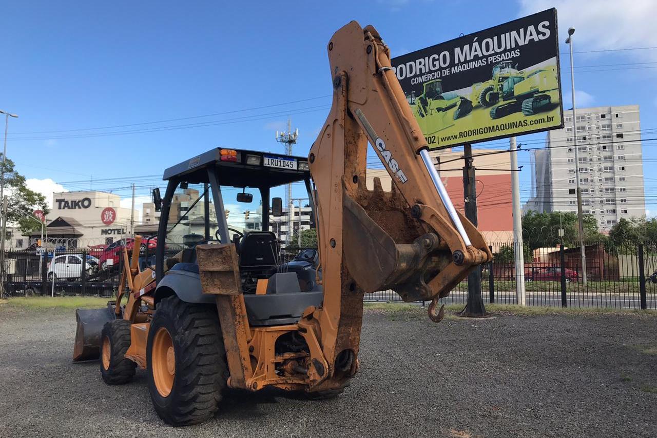 Case 580M - 11/11 8