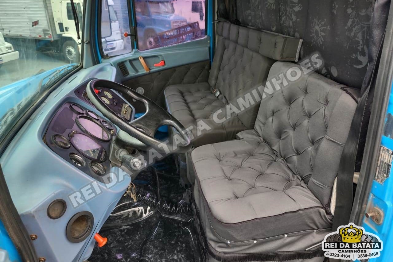 Mercedes Benz MB 1620 - 98/98 8