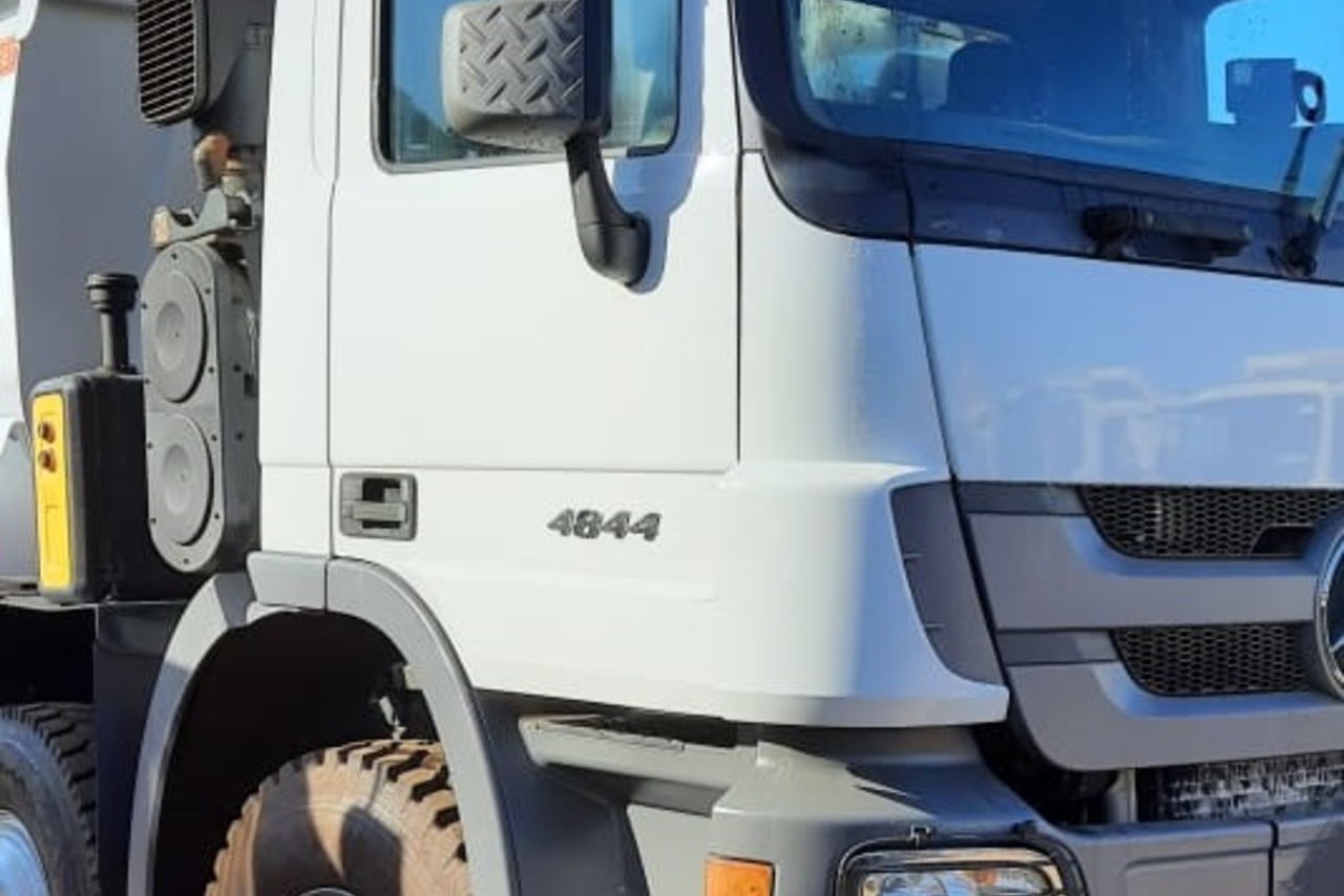 Mercedes Benz Actros 4844 - 15/16 3