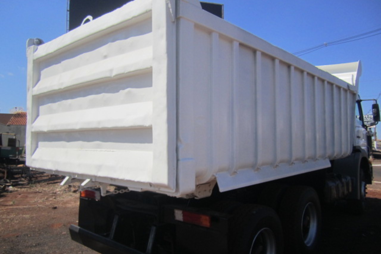Mercedes Benz Axor 2831 - 09/09 7