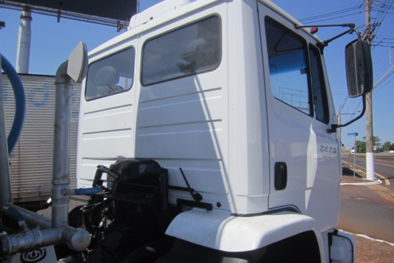Mercedes Benz Atego 2423 - 00/00 4