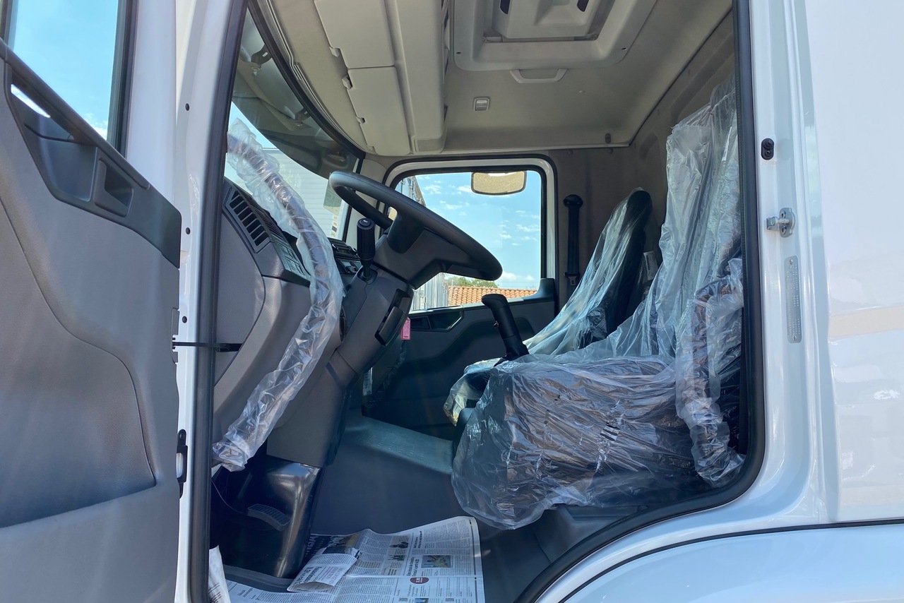 Volkswagen 24-280 E Constellation 6x2 - 21/22 7