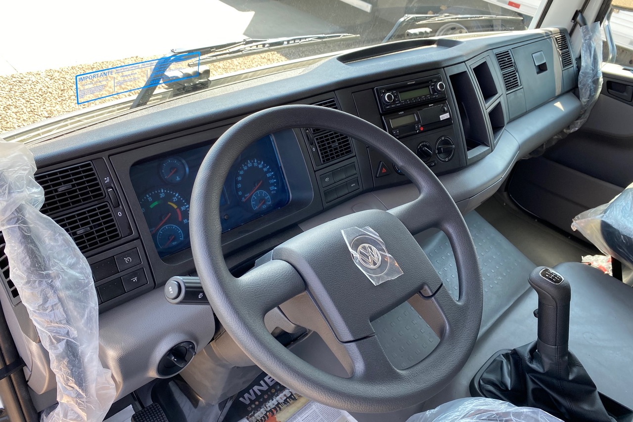 Volkswagen 24-280 E Constellation 6x2 - 21/22 8