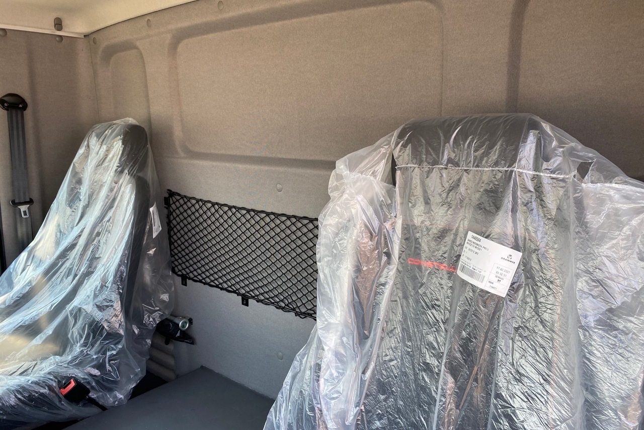 Volkswagen 24-280 E Constellation 6x2 - 21/22 9